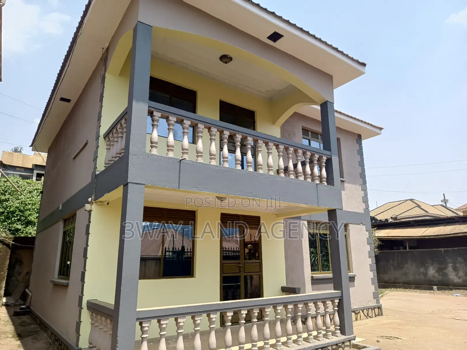 Furnished 4bdrm House in Ssabagabo-Makindye for sale