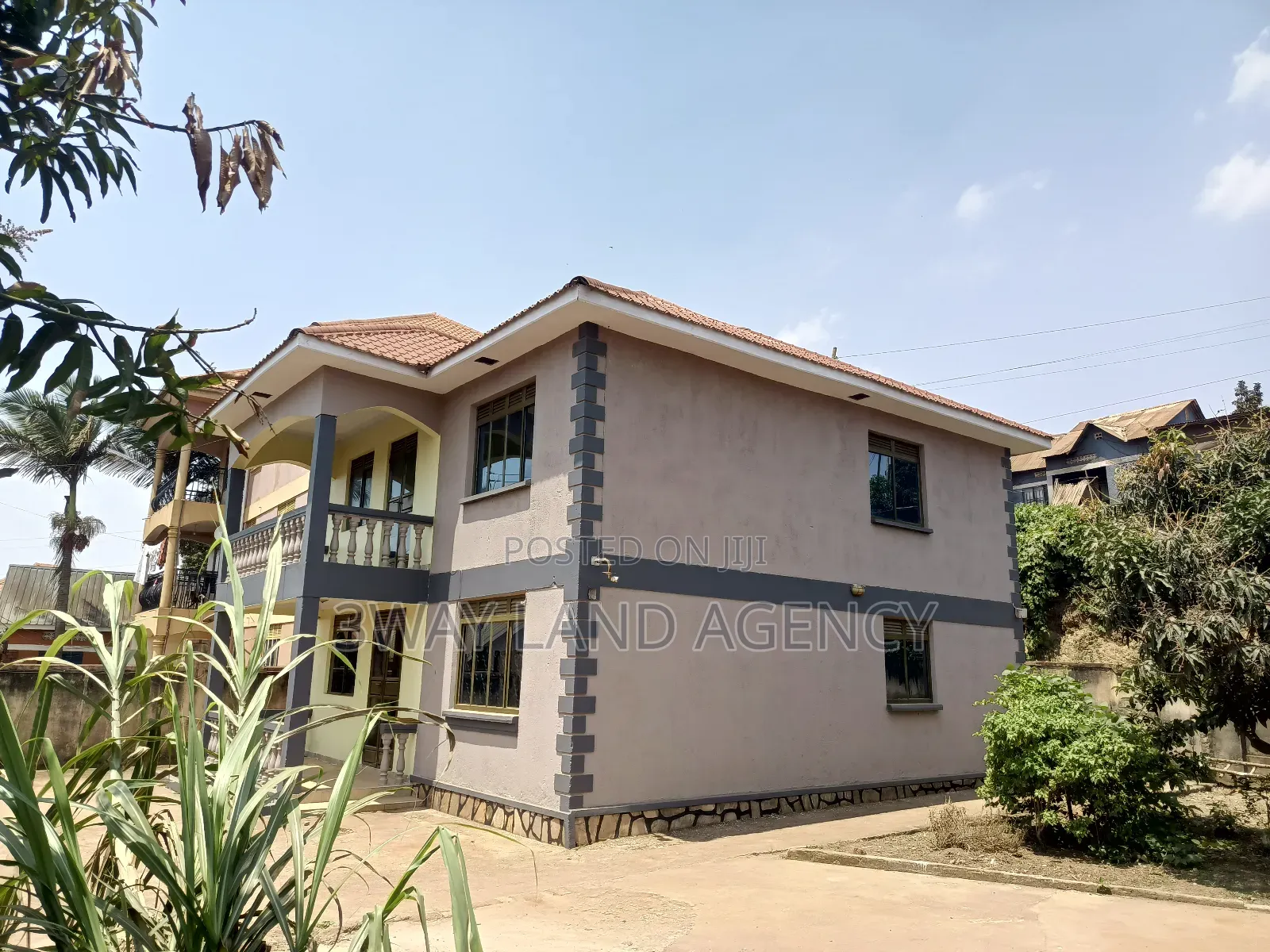 Furnished 4bdrm House in Ssabagabo-Makindye for sale