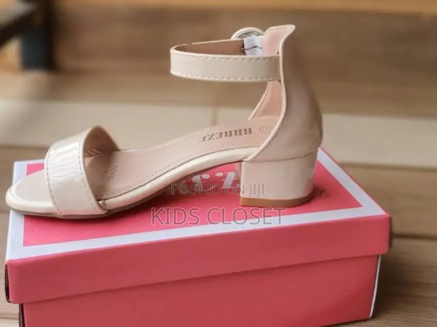 Girl’S Short Heels