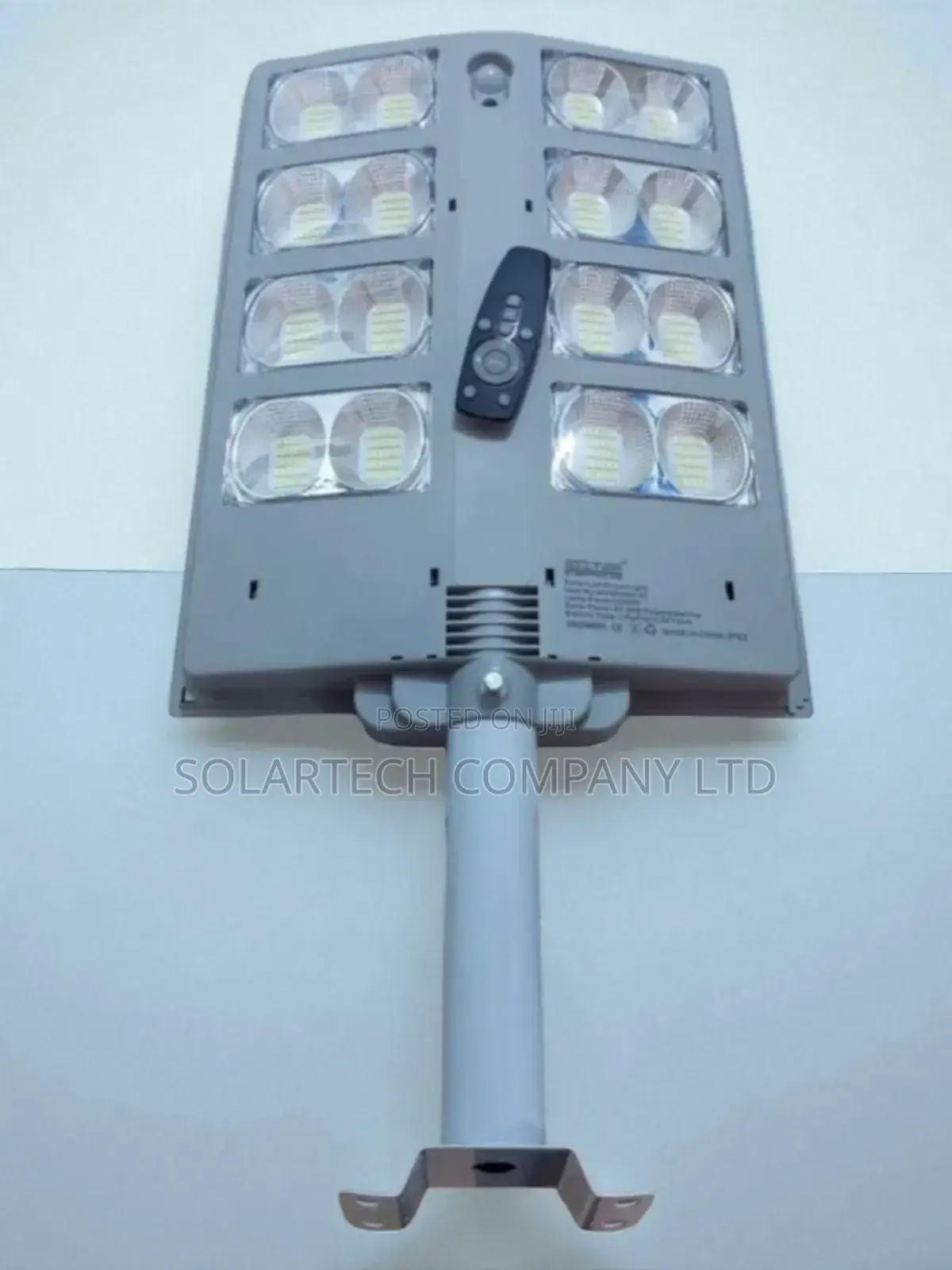 All Top 2000w Solar Powered Street Light With Smart Motion Sensor
