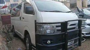 Toyota HiAce 2012 White