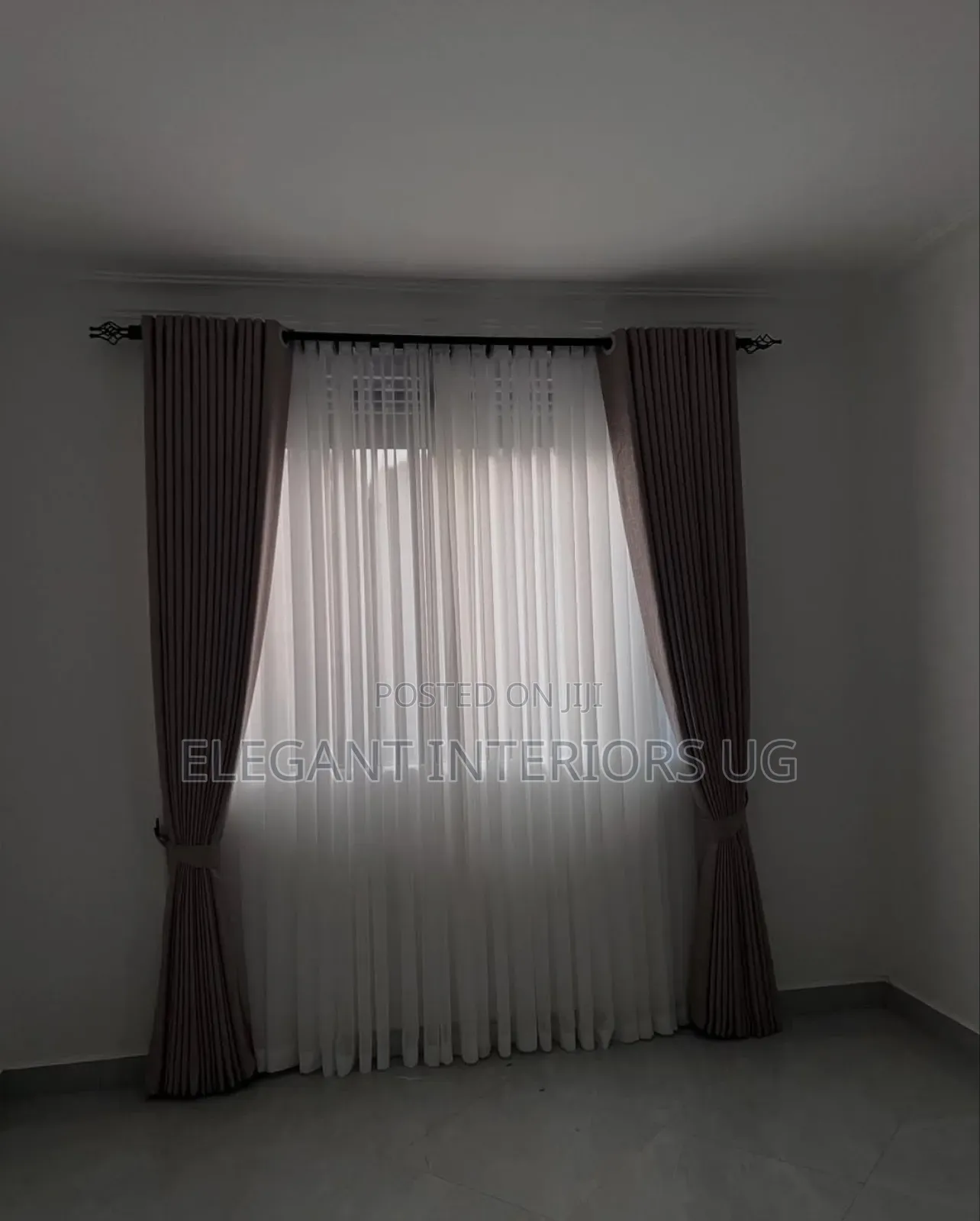 Elegant Curtains in Good Quality Available in Stock at Cheap Price