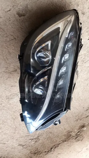 Headlamp Mercedes Benz W205 C200 and C300