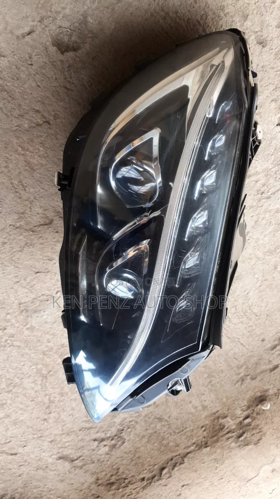 Headlamp Mercedes Benz W205 C200 and C300