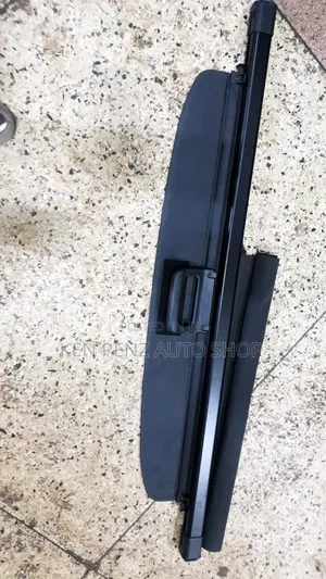 Toyota Wish 2014 Boot Cargo Cover