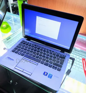 Laptop HP EliteBook 820 G1 8GB Intel Core I7 SSD 256GB
