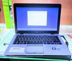 Laptop HP EliteBook 820 G1 8GB Intel Core I7 SSD 256GB