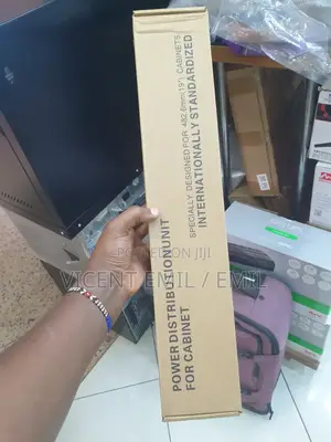 Apc Easy Ups Power Distribution Unit (Pdu)