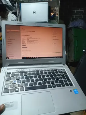 Laptop Lenovo 4GB Intel Core I3 HDD+SSD 320GB