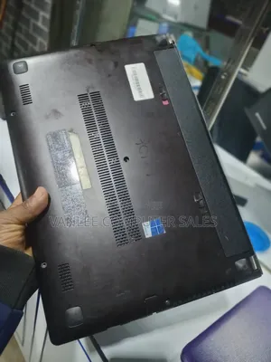 Laptop Lenovo 4GB Intel Core I3 HDD+SSD 320GB