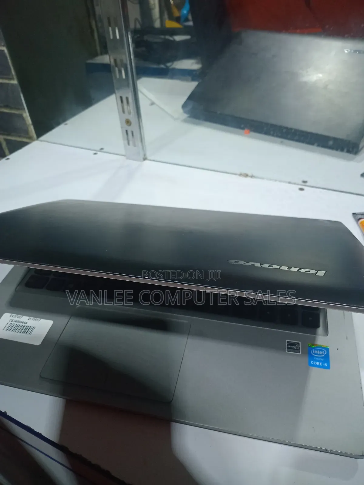 Laptop Lenovo 4GB Intel Core I3 HDD+SSD 320GB