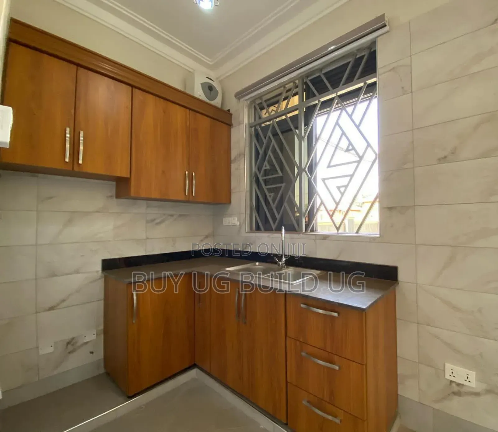 1bdrm Bungalow in Kyambogo Kampala, Central Division for rent