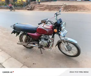 Bajaj Boxer 2024 Red