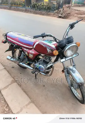 Bajaj Boxer 2017 Red