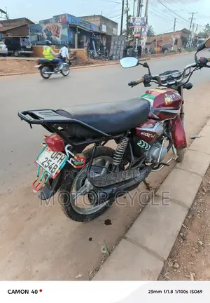TVS HLX 125 2023 Red