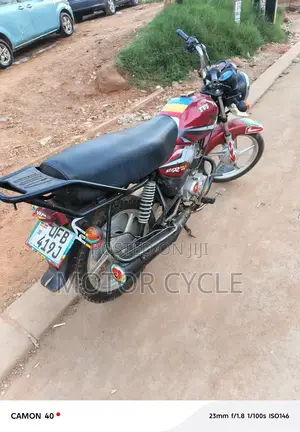 TVS HLX 125 2021 Red