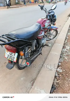 TVS HLX 125 2019 Red