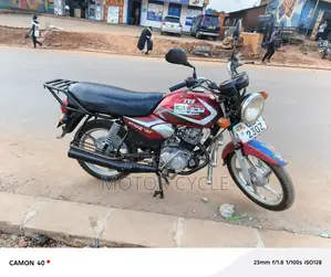 TVS HLX 125 2019 Red