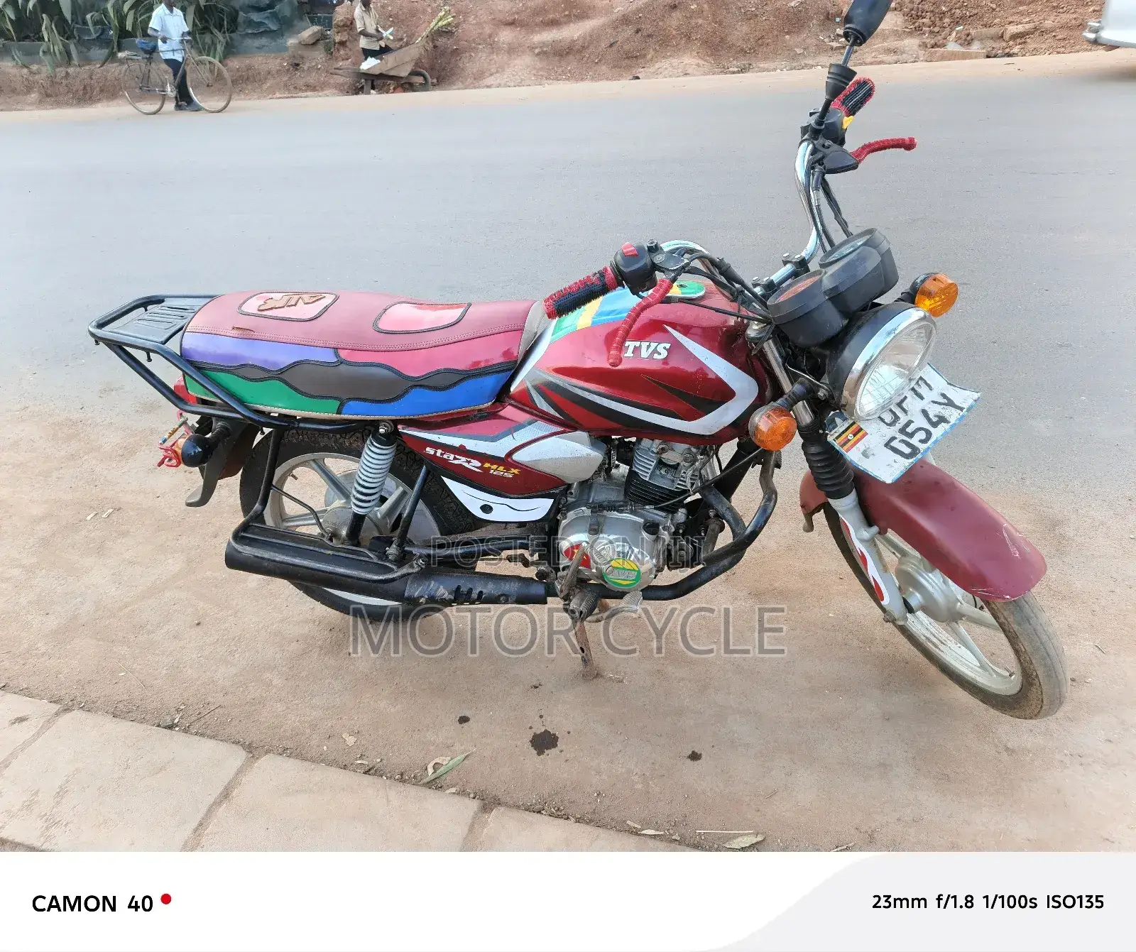 TVS HLX 125 2023 Red