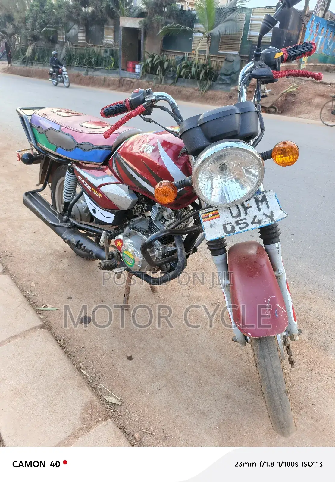 TVS HLX 125 2023 Red