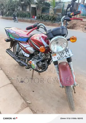 TVS HLX 125 2023 Red