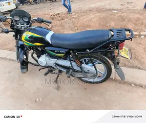 Bajaj Boxer 125 2024 Black