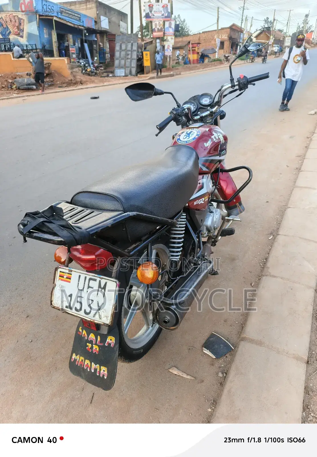 Bajaj Boxer 125 2022 Red