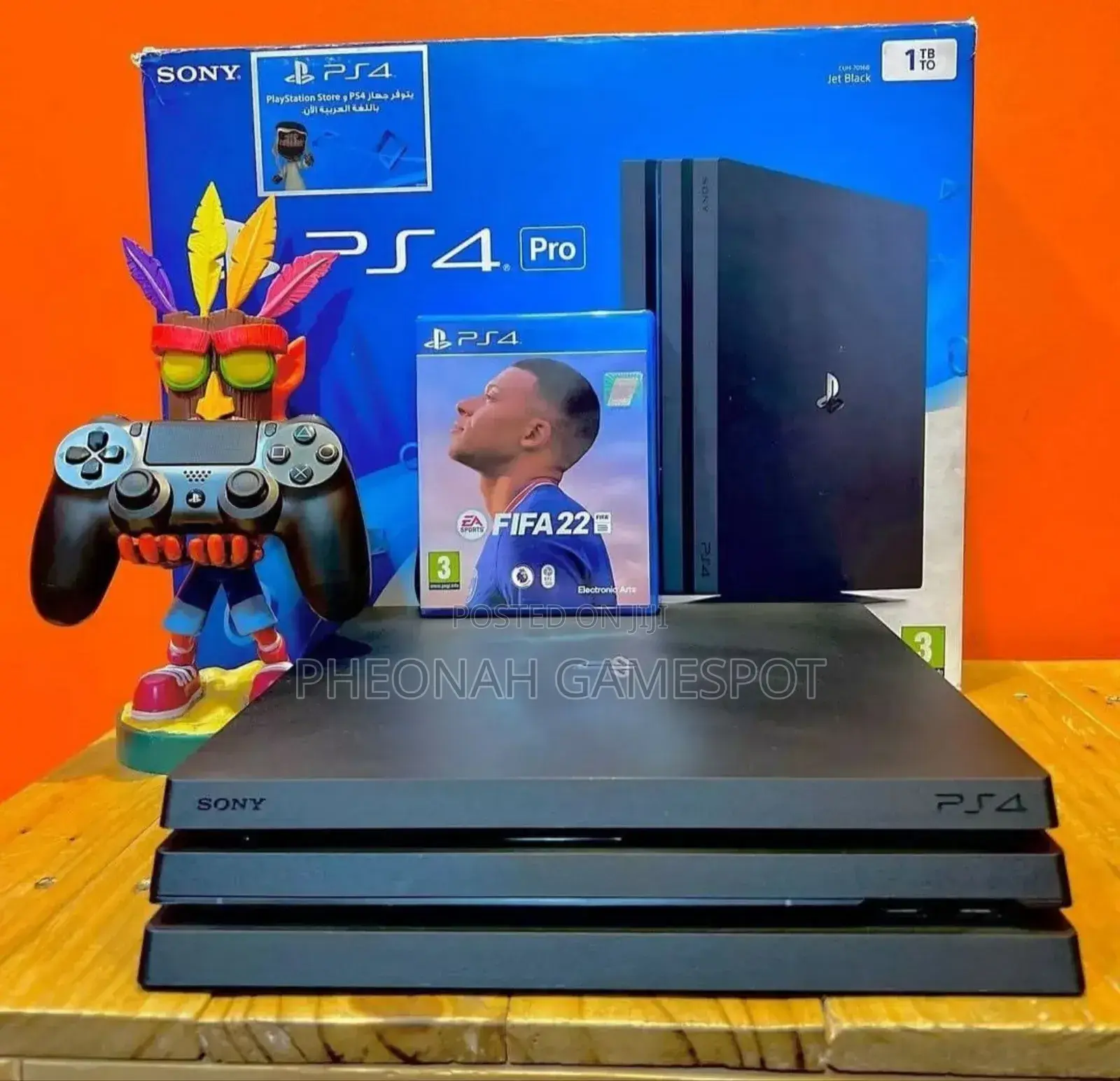 Sony Playstation Pro Ps4 Pro Itb With 2 Brand New Controllers.