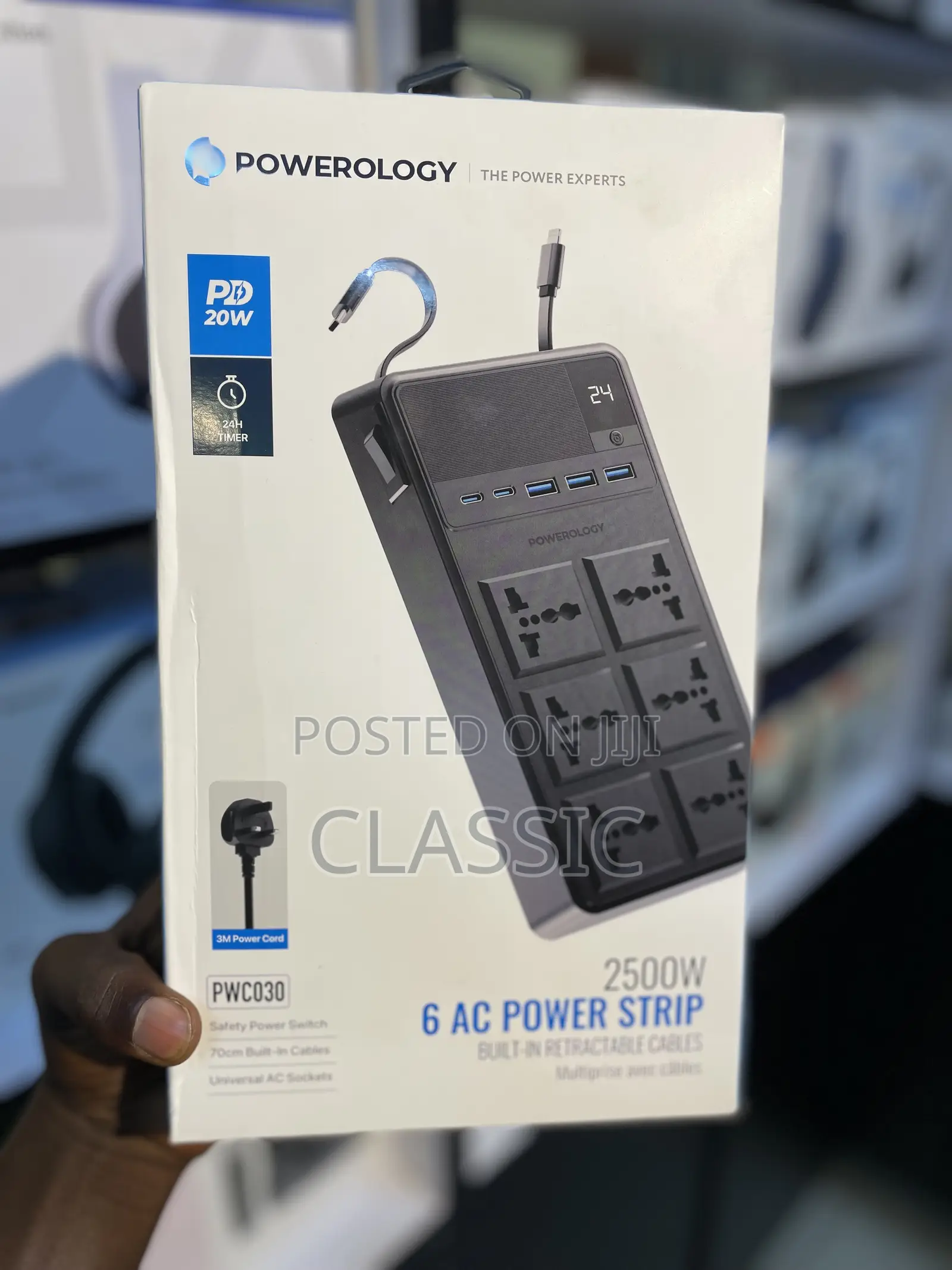 Powerology 2500w 6ac Power Strip With Retractable Cables