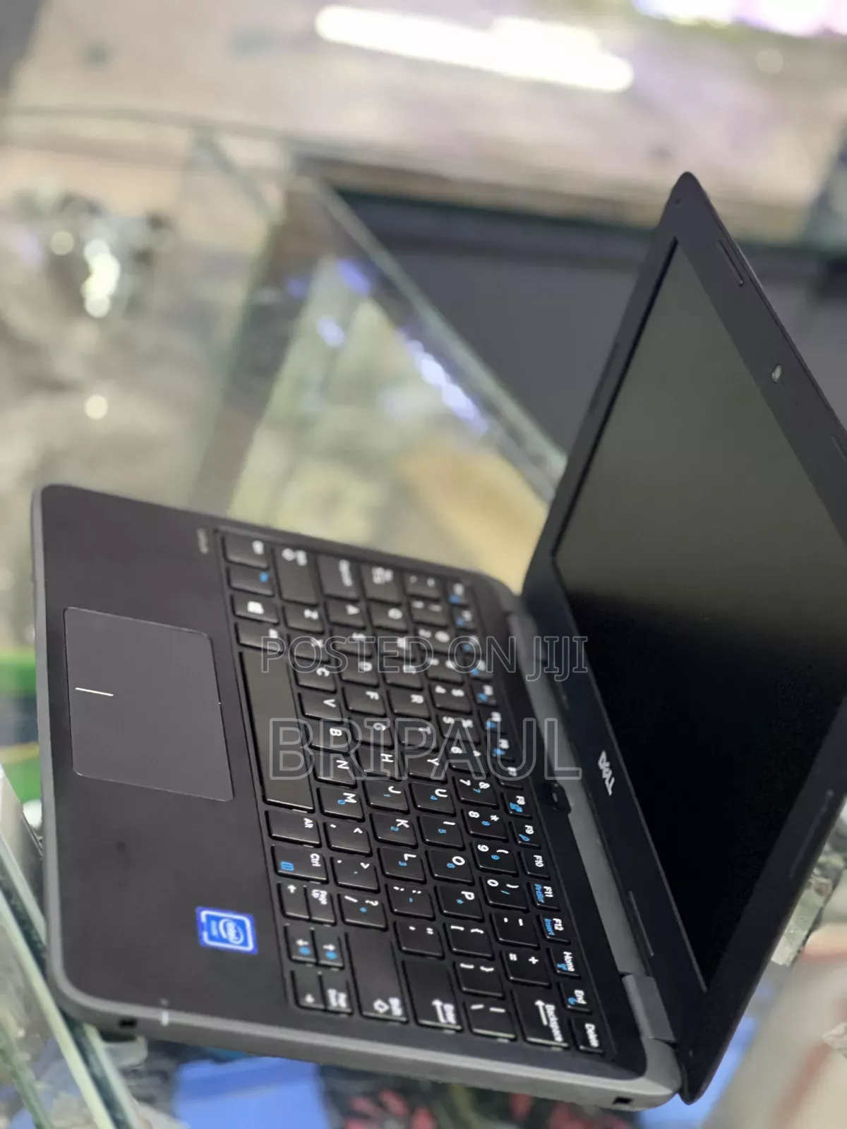 Laptop Dell Latitude 3180 4GB Intel Celeron SSD 128GB