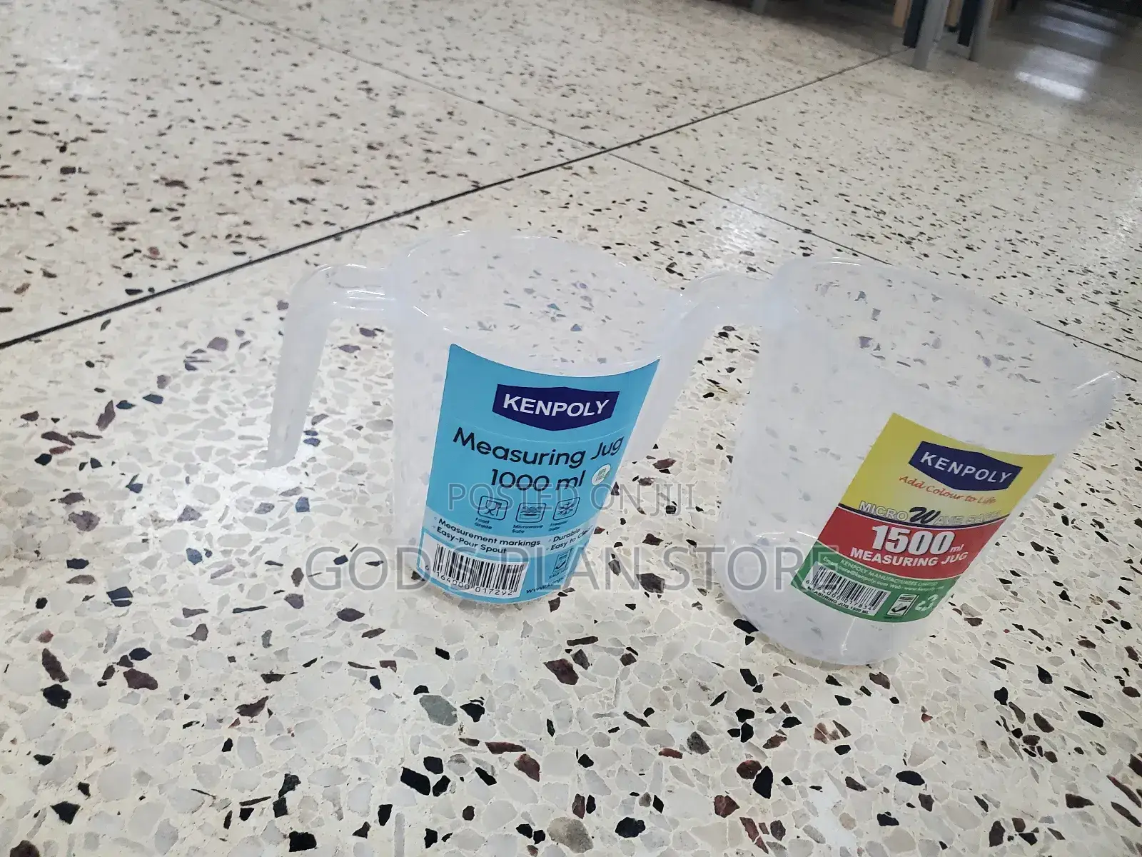 2pcs Measuring Jugs 1.5litres and 1litre