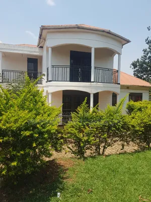 Furnished 6bdrm Mansion in Kawempe for sale