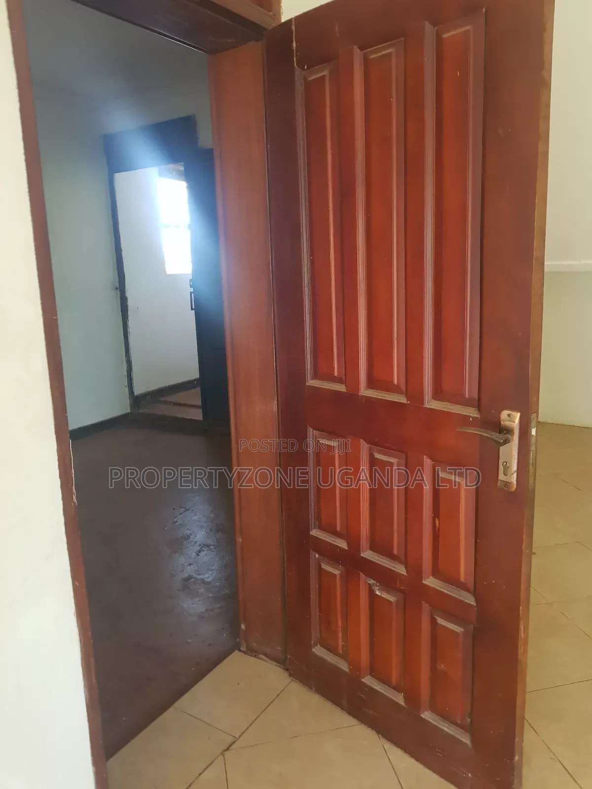 Furnished 6bdrm Mansion in Kawempe for sale
