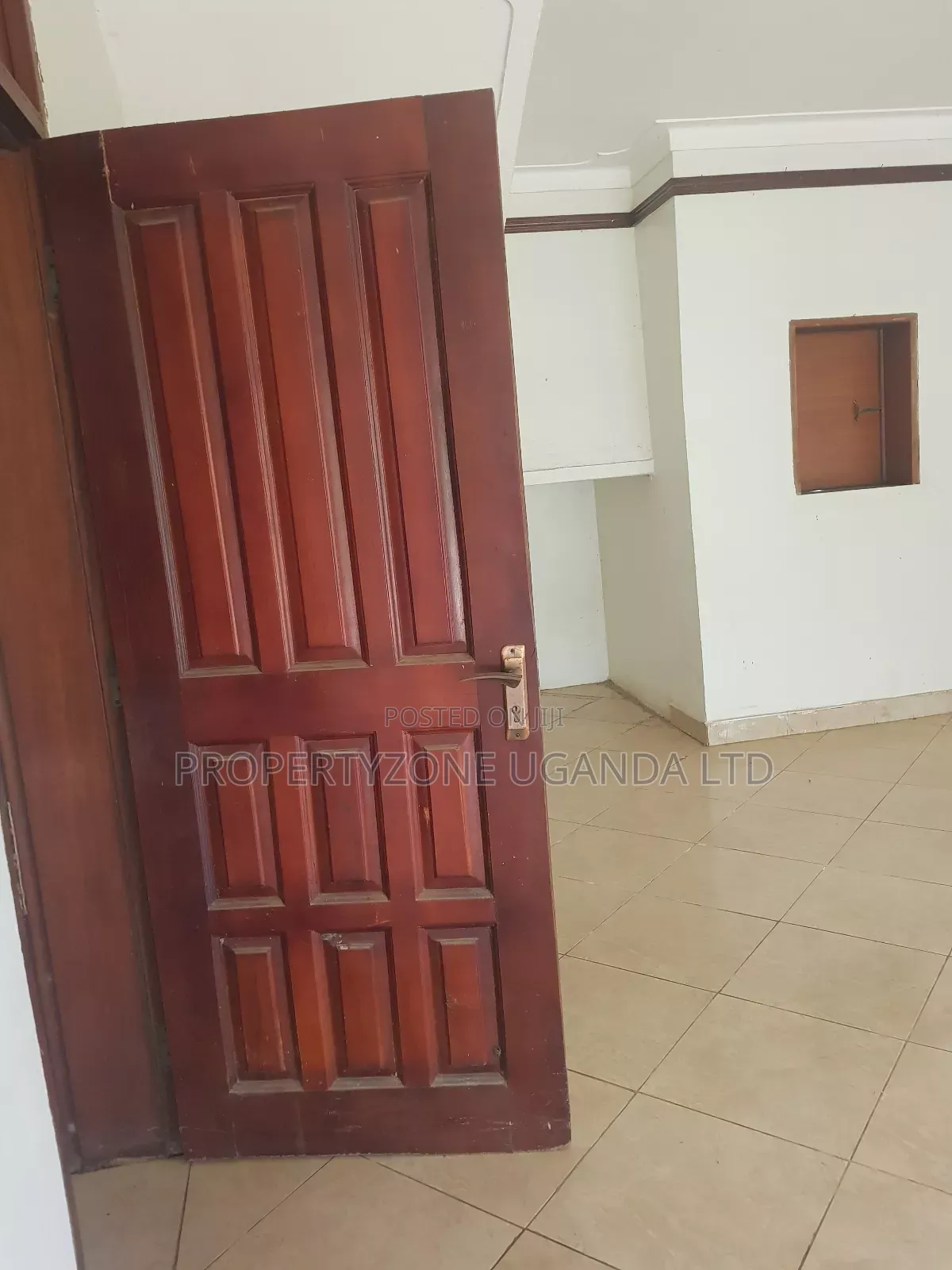 Furnished 6bdrm Mansion in Kawempe for sale