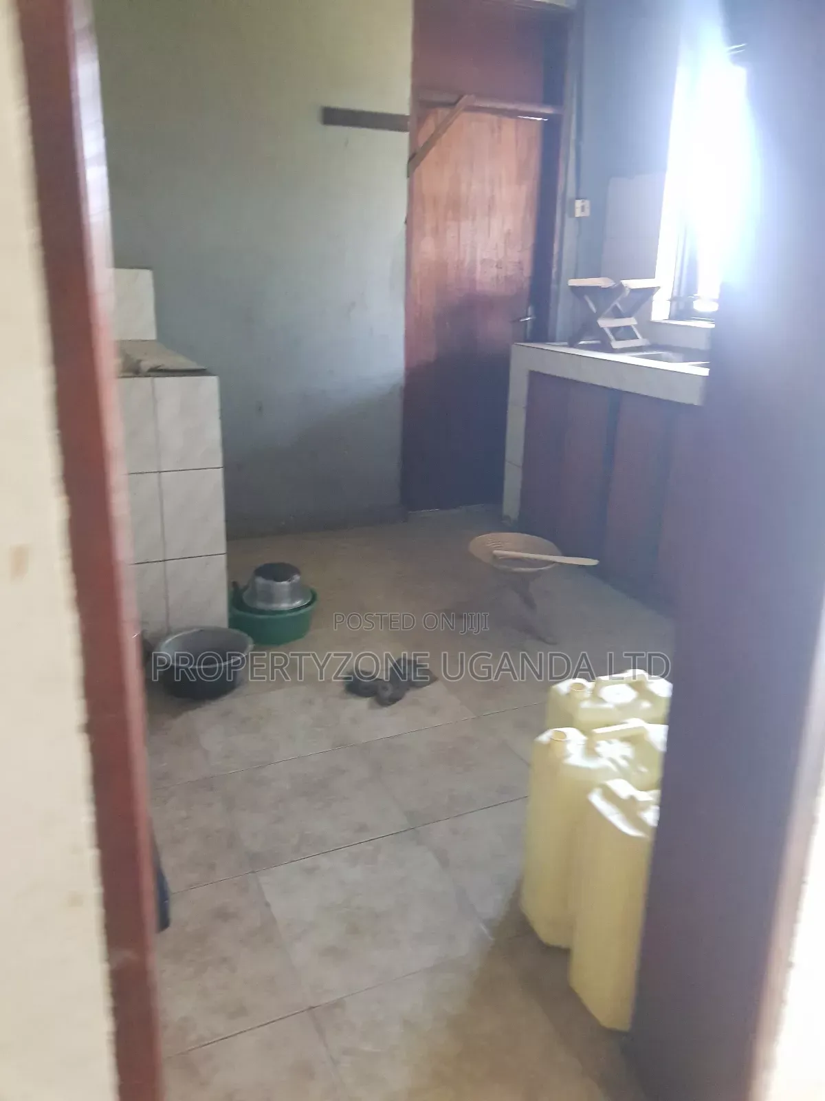 Furnished 6bdrm Mansion in Kawempe for sale