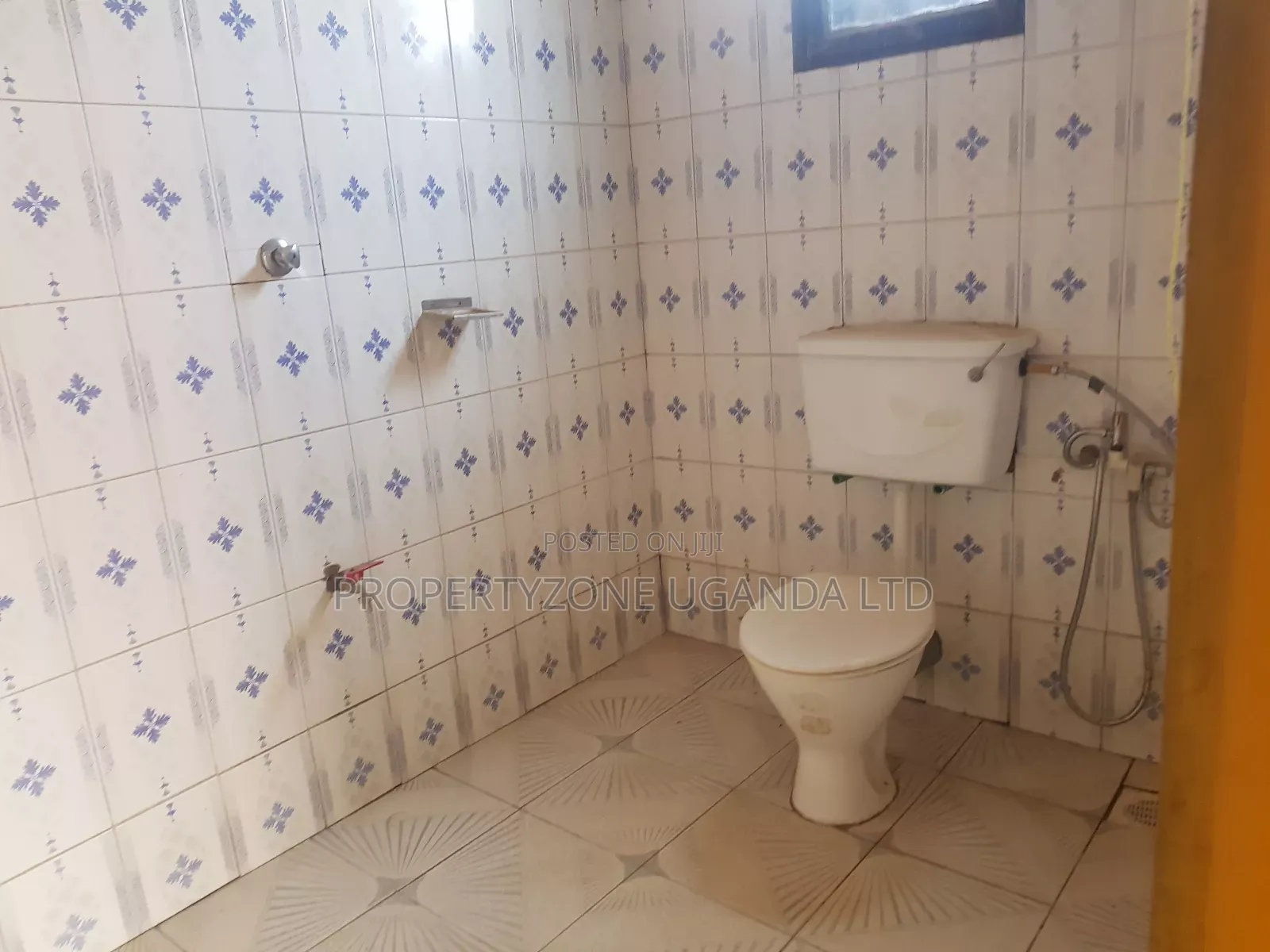 Furnished 6bdrm Mansion in Kawempe for sale