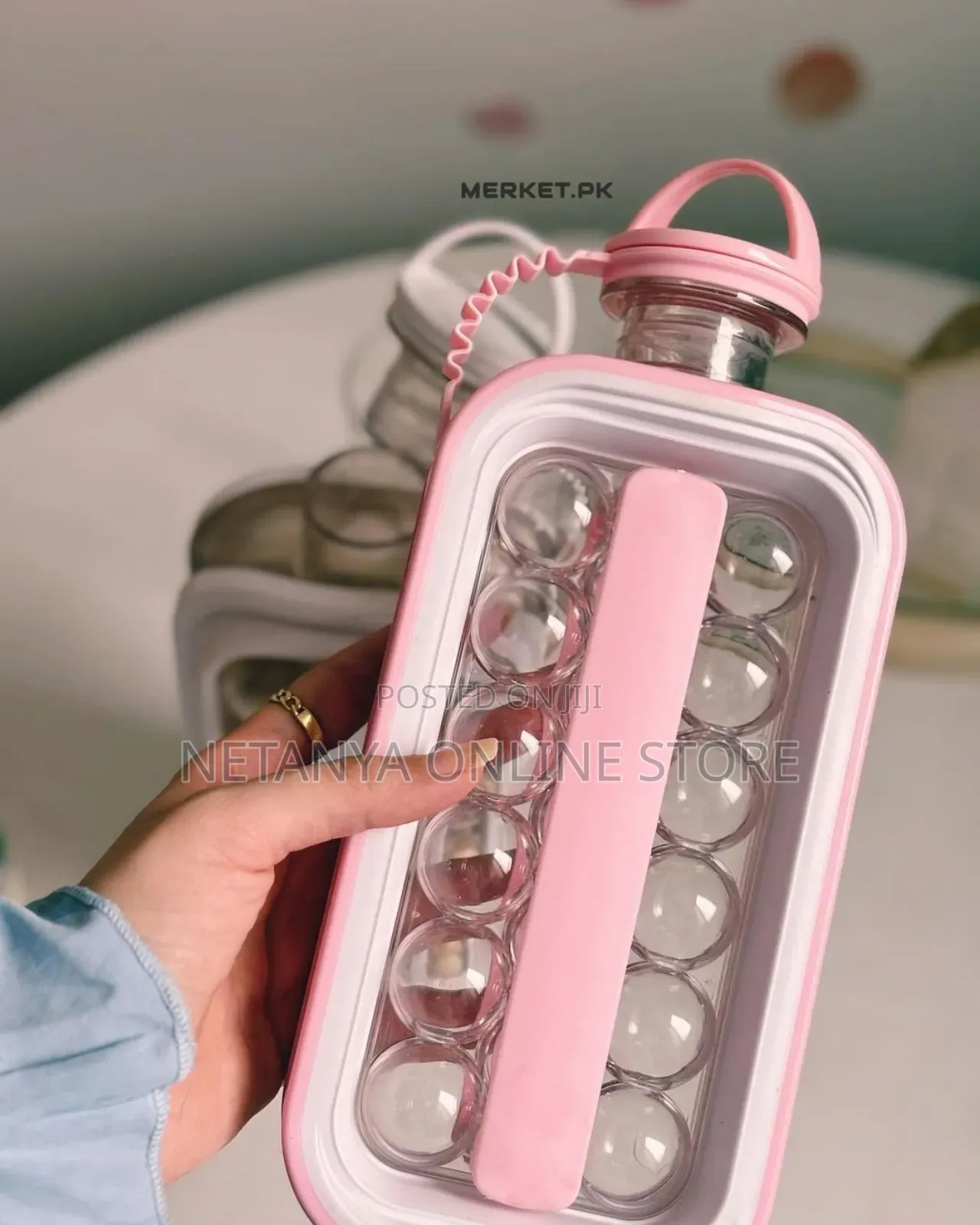 2in1 Ice Cube Tray and Bottle