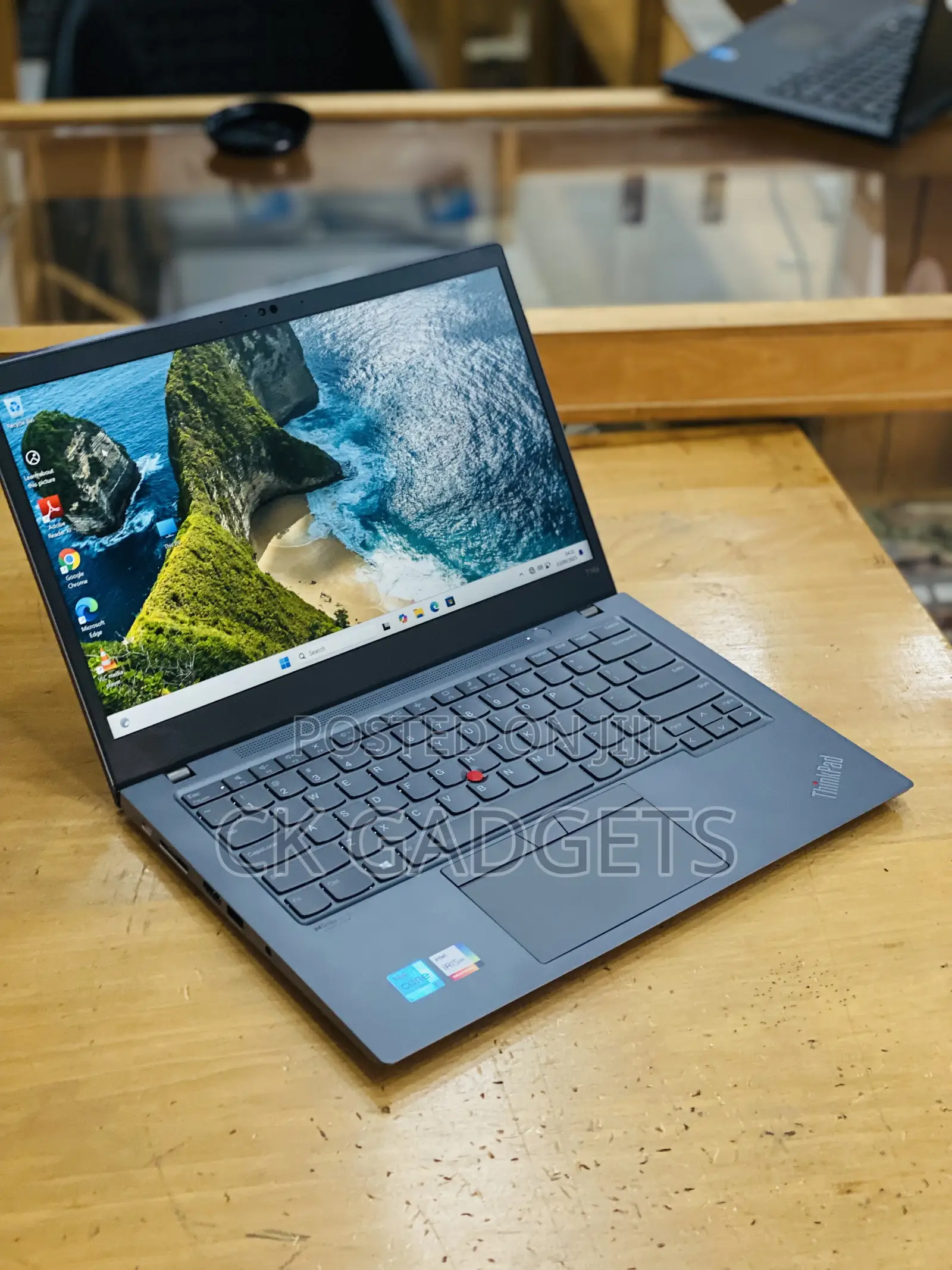 New Laptop Lenovo ThinkPad T14s G4 16GB Intel Core I5 SSD 256GB