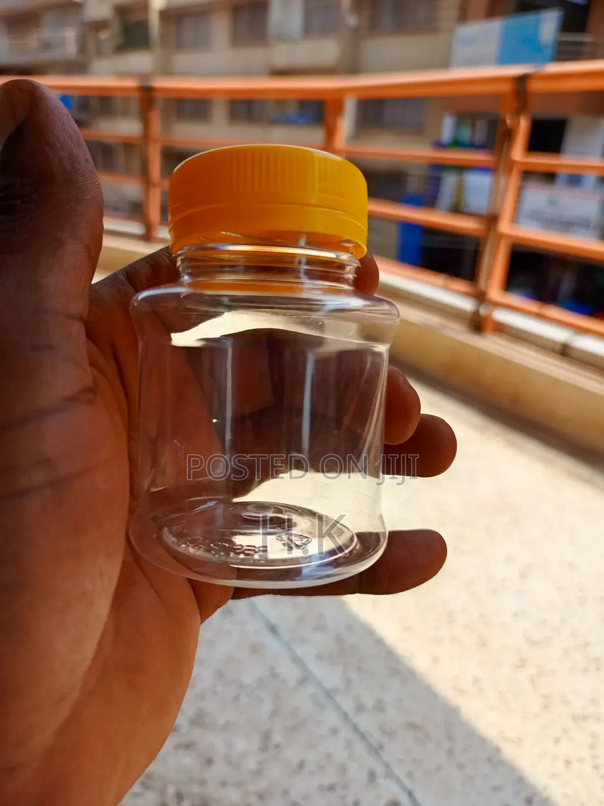 120ml Disposable Clear Plastic Bottle With a Yellow Screw-on Lid 1