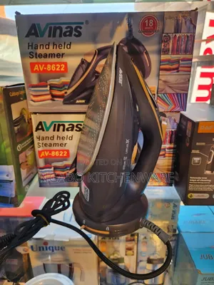 Steam Iron Avinas