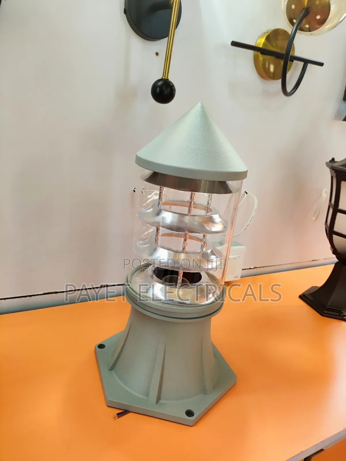 Top Fance Lifeline Light for Security