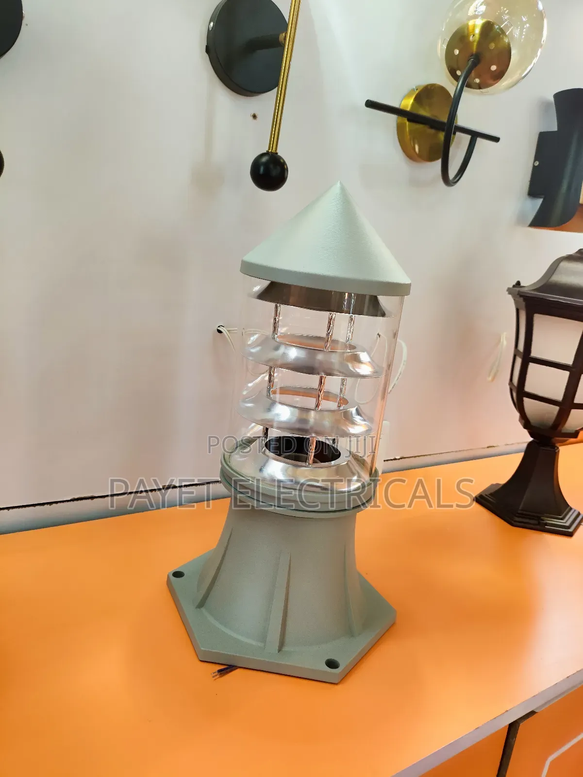 Top Fance Lifeline Light for Security