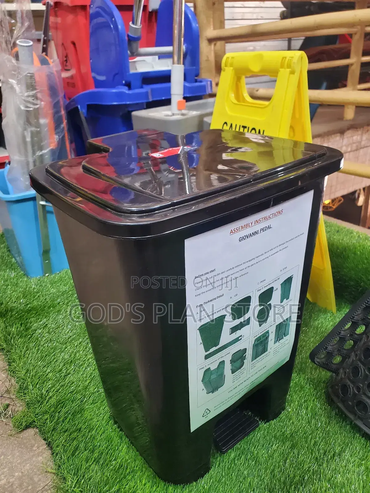 Imported 30litres Plastic Dust Bin for Indoor and Outdoor