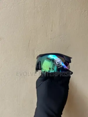 Polarized Sunglasses With Strings
