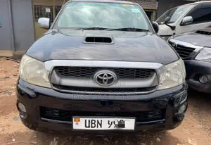 Toyota Hilux 2009 Black