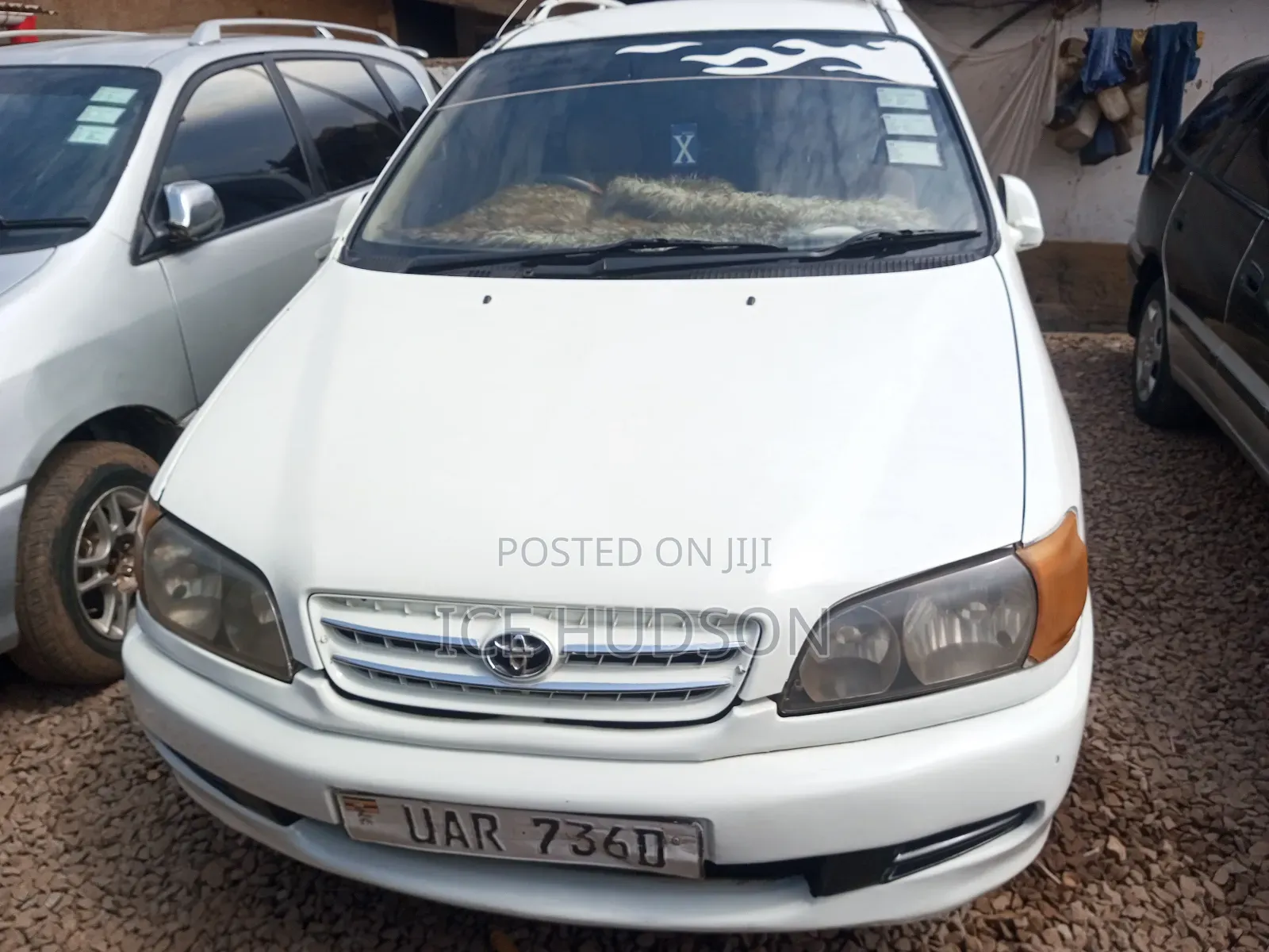 Toyota Ipsum 2000 White