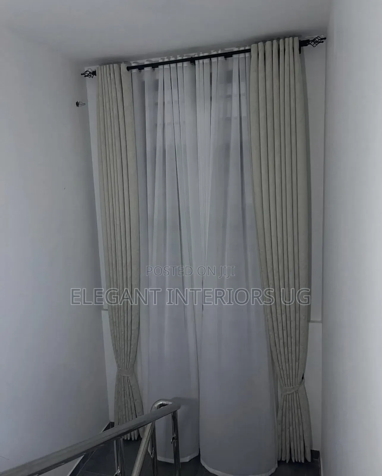 Elegant Curtains in Both Heavy and Light Materials at Cheap Price