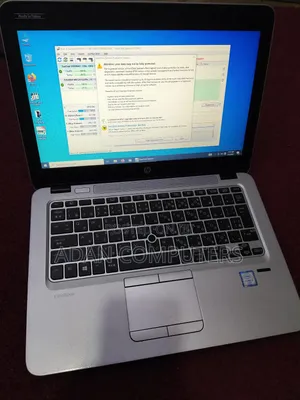Laptop HP EliteBook 820 G3 8GB Intel Core I3 HDD+SSD 500GB