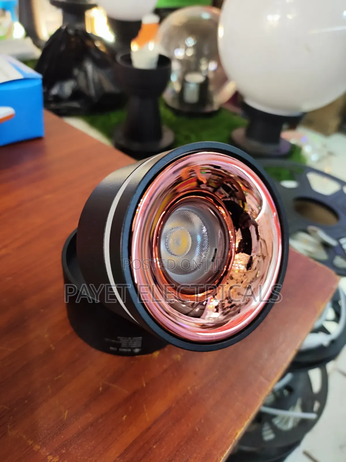 King on 15watts Down Light
