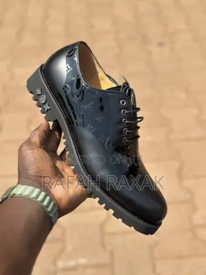 Men’S Super Classic Louis Vuitton Shinny Leather Patent Oxfords